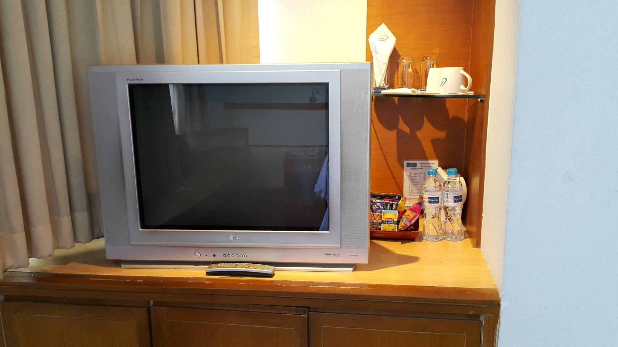 Chon Inter Hotel Chonburi Exteriör bild