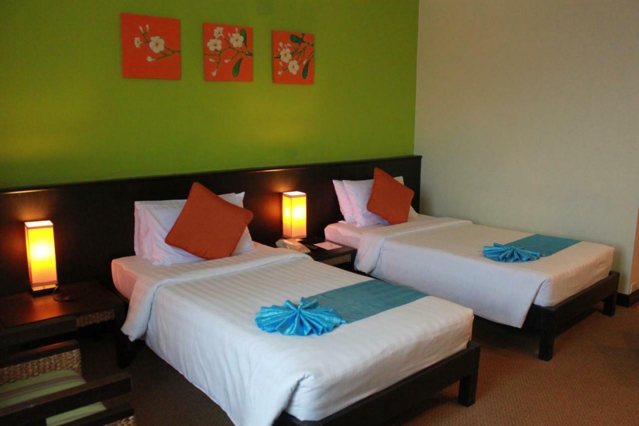 Chon Inter Hotel Chonburi Exteriör bild